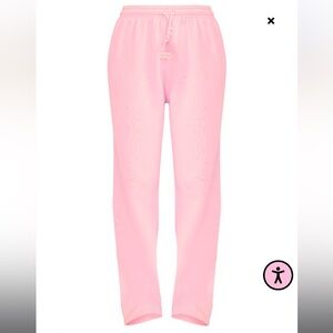 PRETTYLITTLETHING Baby Pink Badge Detail Mid Rise Wide Leg Sweatpants